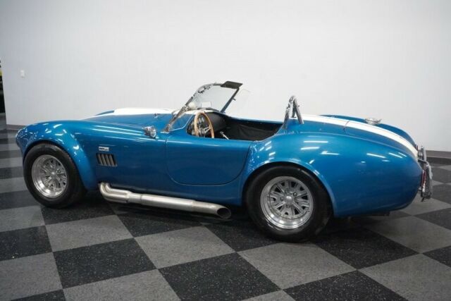 Shelby Cobra 1967 image number 32