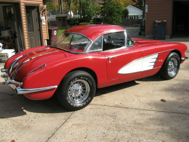 Chevrolet Corvette 1958 image number 27