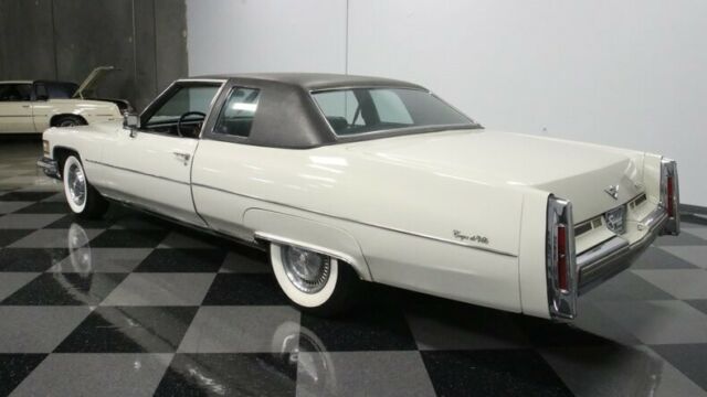 Cadillac DeVille 1975 image number 32