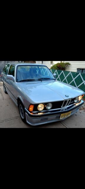 BMW 3 Series 1979 image number 17