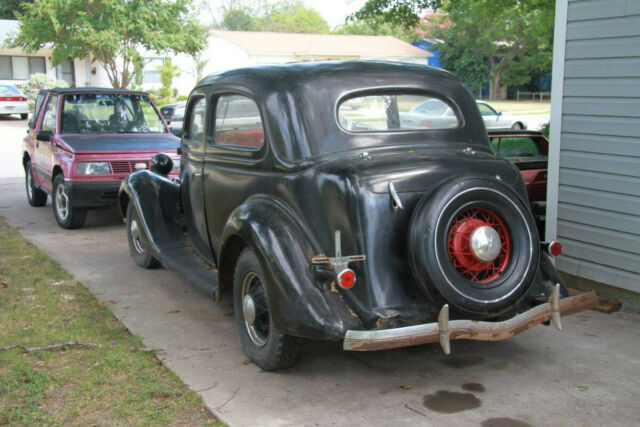 Ford Model 48 1935 image number 15