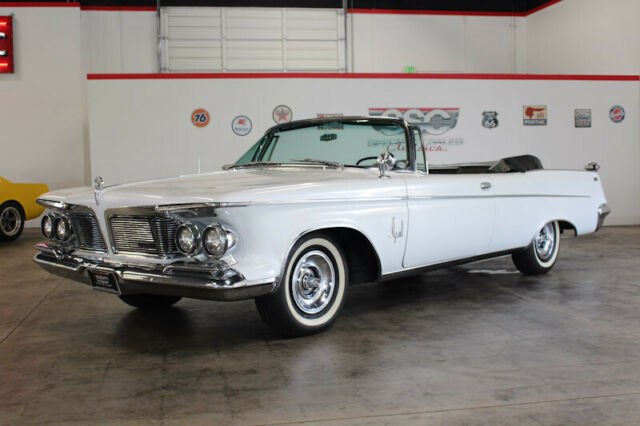 Chrysler Imperial 1962 image number 11