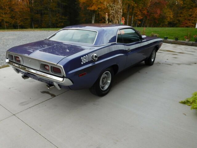 Dodge Challenger 1973 image number 26