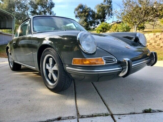 Porsche 911 1970 image number 17