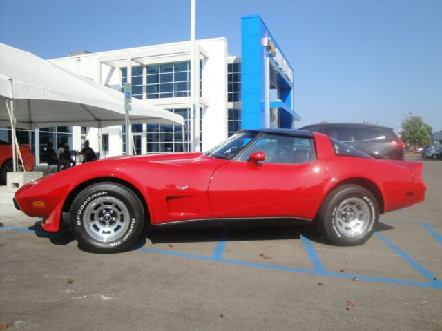 Chevrolet Corvette 1979 image number 0