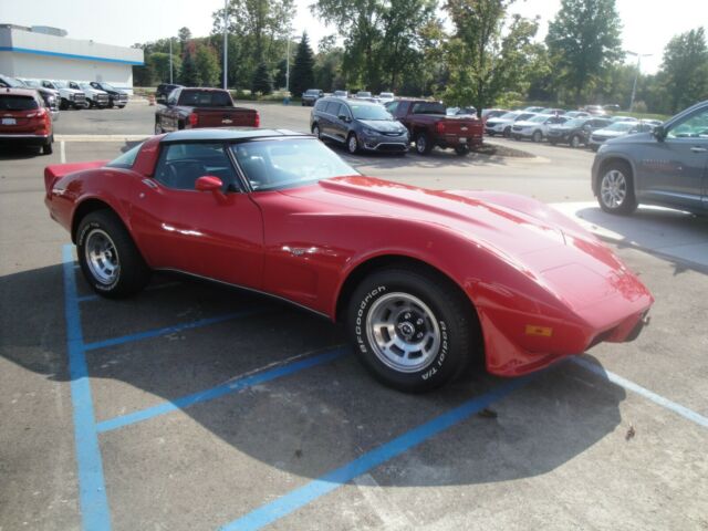 Chevrolet Corvette 1979 image number 1