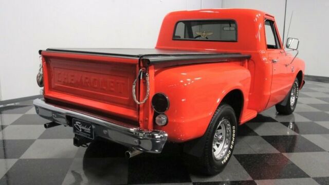 Chevrolet C-10 1967 image number 13