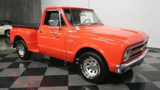 Chevrolet C-10 1967 image number 16