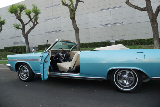 Pontiac Bonneville 400 V8 Convertible 1963 image number 21