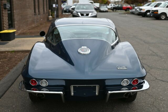 Chevrolet Corvette 1966 image number 29