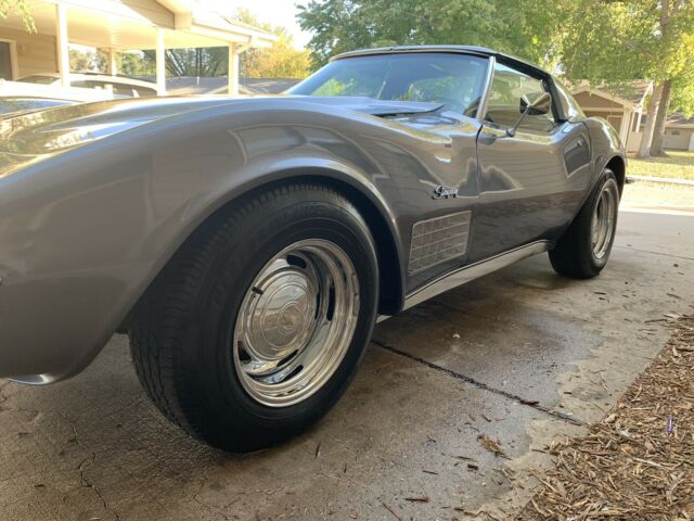 Chevrolet Corvette 1972 image number 39