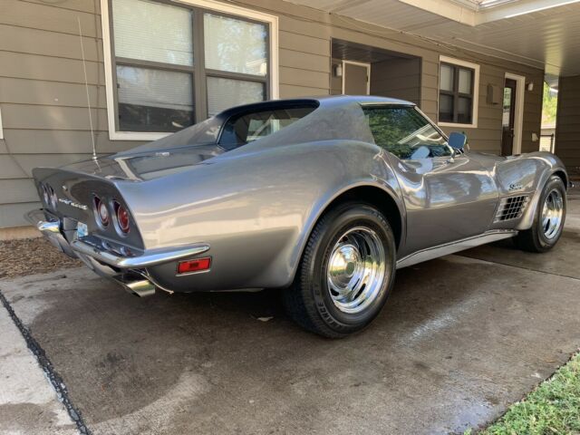 Chevrolet Corvette 1972 image number 8