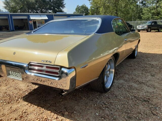 Pontiac GTO 1969 image number 17