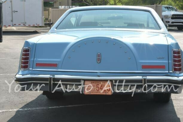 Lincoln Continental 1979 image number 24