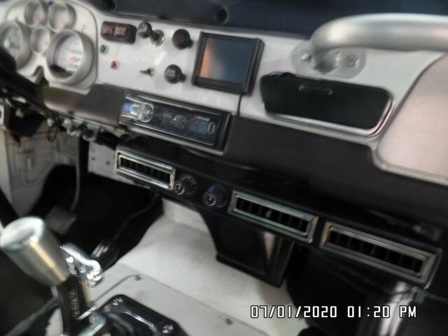 Toyota Land Cruiser 1978 image number 23