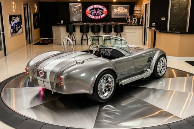 Shelby Cobra 1965 image number 11