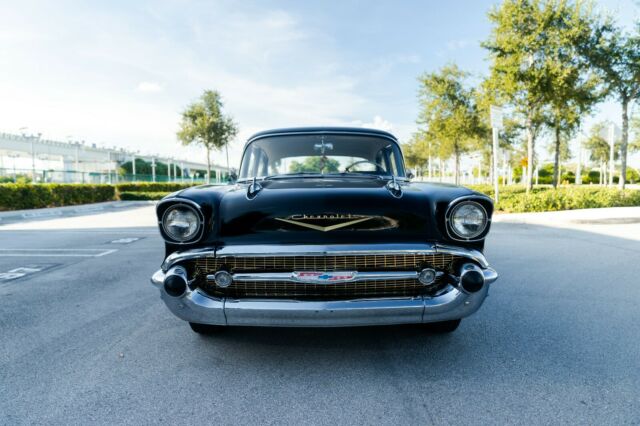 Chevrolet Bel Air/150/210 1957 image number 25