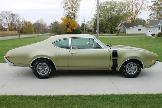 Oldsmobile 442 1968 image number 1