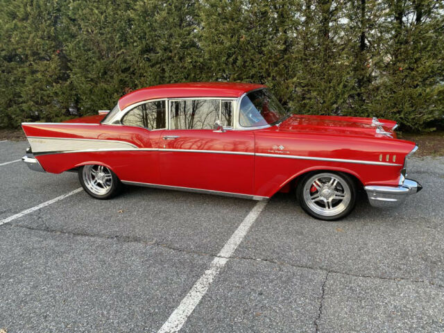 Chevrolet Bel Air/150/210 1957 image number 30