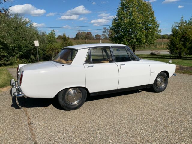 Rover P6 2000 1965 image number 10