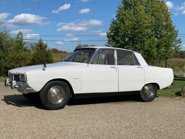 Rover P6 2000 1965 image number 25