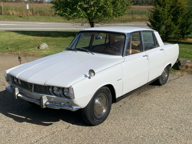 Rover P6 2000 1965 image number 32