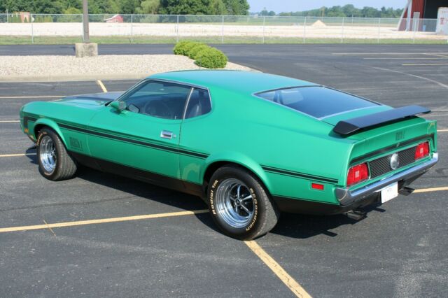 Ford Mustang 1971 image number 27