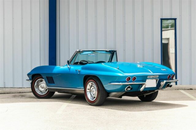 Chevrolet Corvette 1967 image number 11