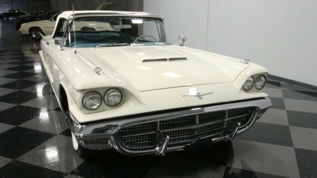 Ford Thunderbird 1960 image number 18