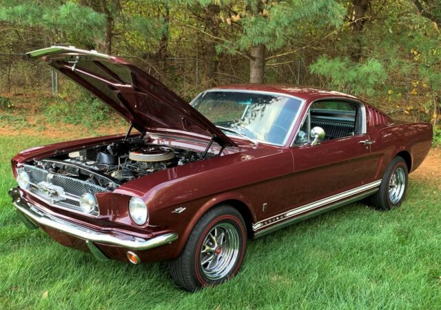 Ford Mustang 1965 image number 0