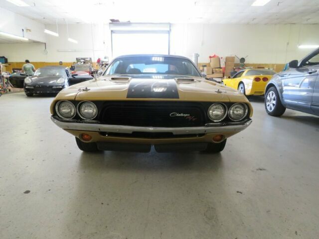 Dodge Challenger 1972 image number 26