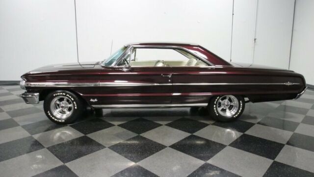 Ford Galaxie 1964 image number 31