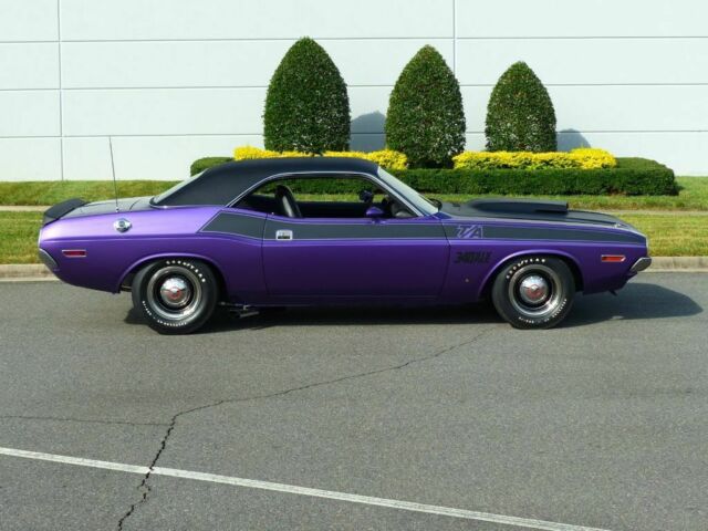 Dodge Challenger T/A 1970 image number 31