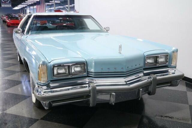 Oldsmobile Toronado 1975 image number 42