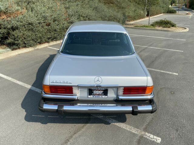 Mercedes-Benz 400-Series 1979 image number 8