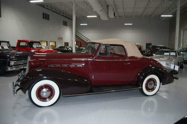 LaSalle Convertible Coupe 1936 image number 28