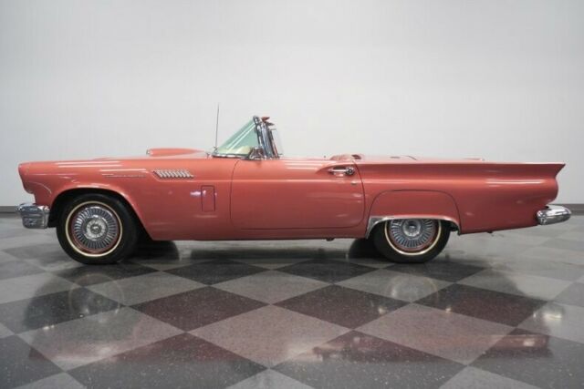 Ford Thunderbird 1957 image number 2