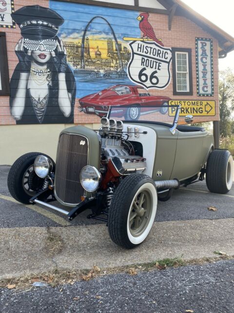 Ford Roadster 1932 image number 12