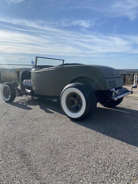 Ford Roadster 1932 image number 33