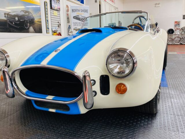 Shelby COBRA 1965 image number 33