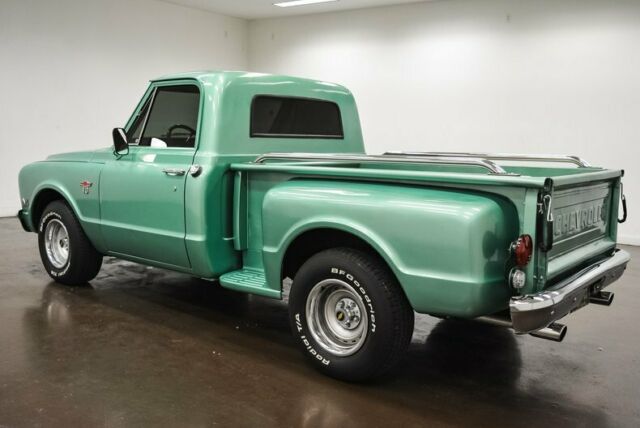 Chevrolet C-10 1967 image number 4