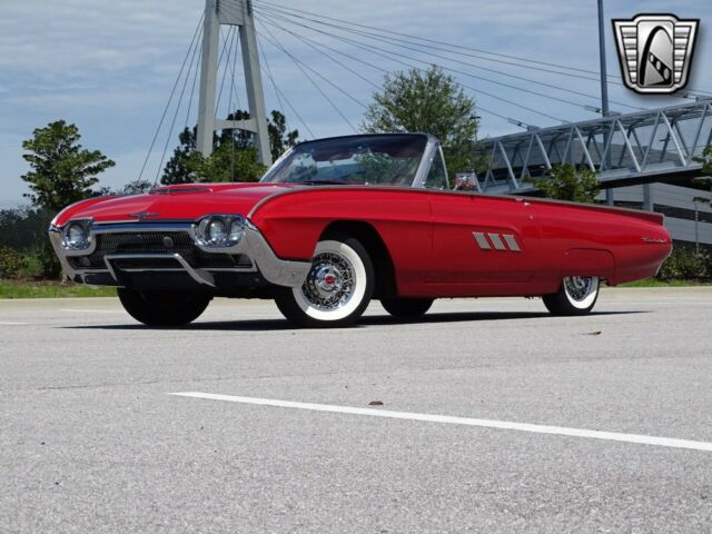 Ford Thunderbird 1963 image number 16