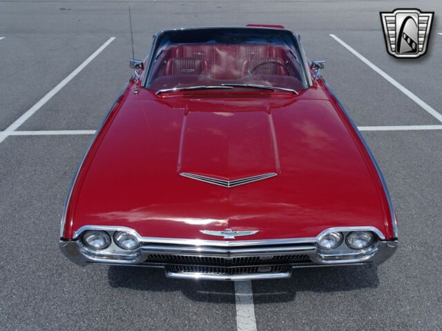 Ford Thunderbird 1963 image number 20