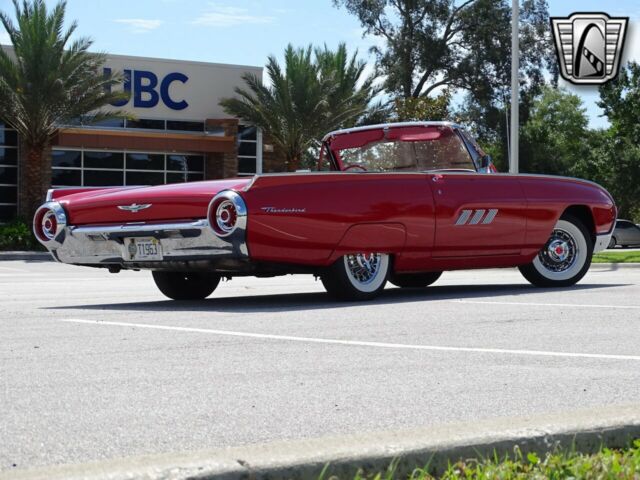 Ford Thunderbird 1963 image number 43