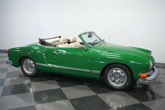 Volkswagen Karmann Ghia 1972 image number 16