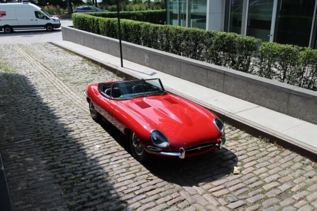 Jaguar XKE E-Type OTS 1965 image number 18