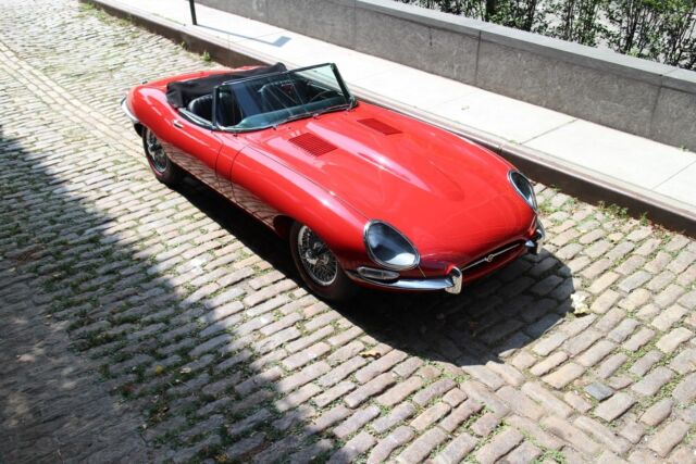 Jaguar XKE E-Type OTS 1965 image number 19