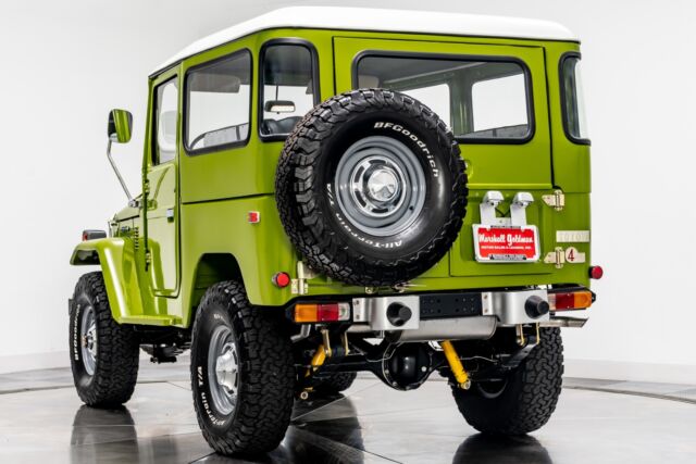 Toyota FJ Cruiser 1976 image number 5