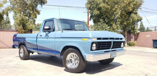 Ford F-100 1974 image number 0