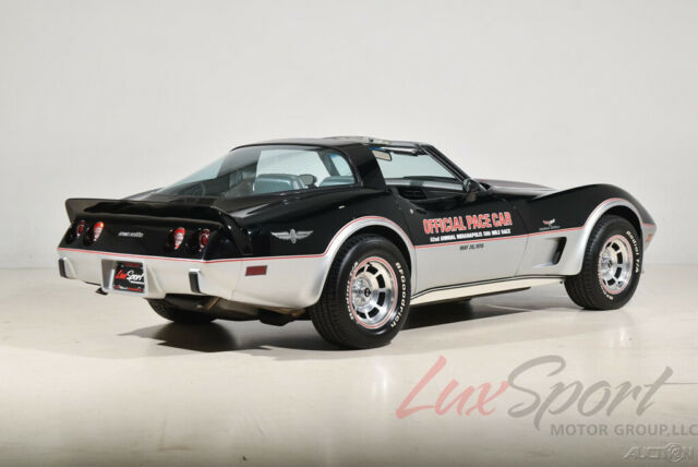 Chevrolet Corvette 1978 image number 2